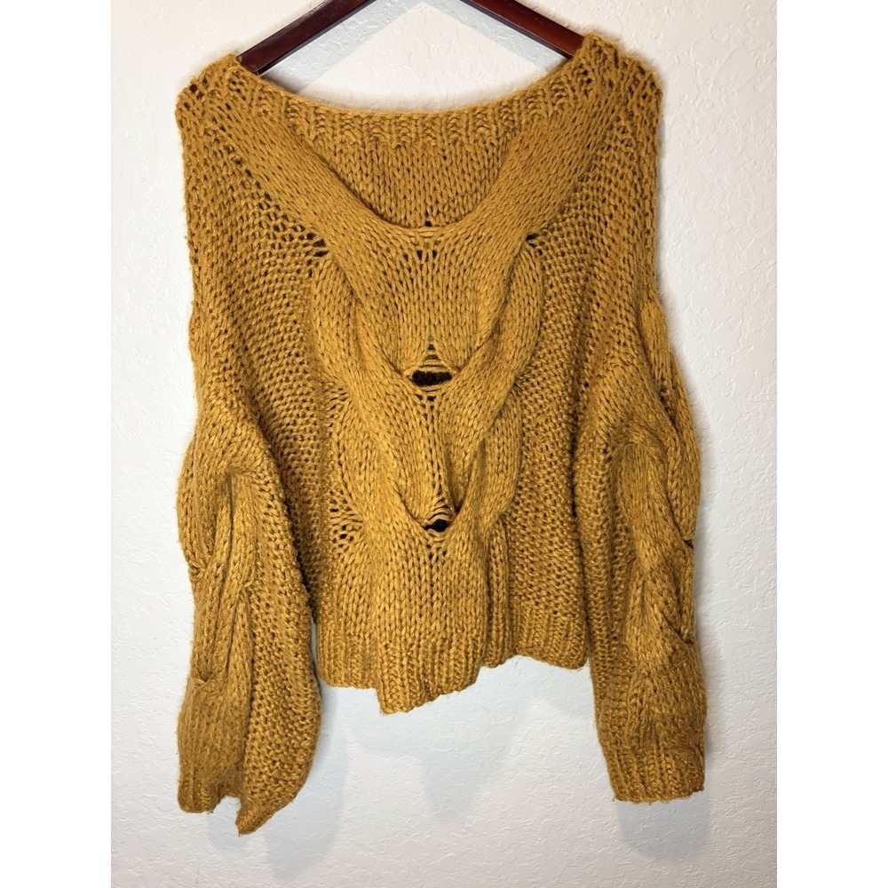C.H.Y Fashion Women's‎ Yellow Mustard Knit Sweater, Size S/M